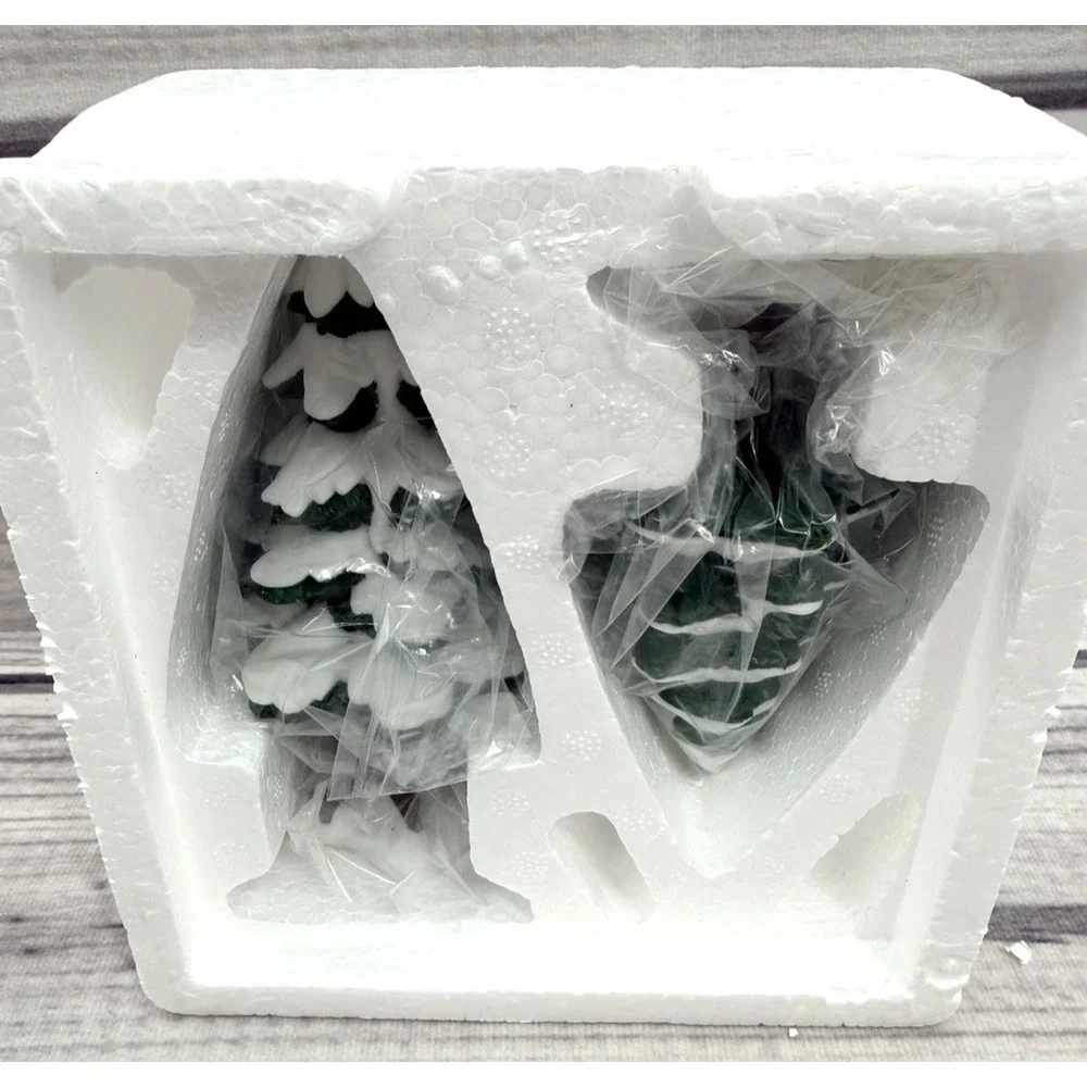 DEPT 56 VILLAGE ACCESSORIES VILLAGE SMALL PORCELAIN TREES‎ SET OF 2 - RETIRED